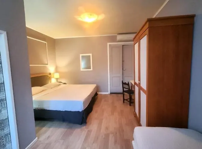Hotel Fedora