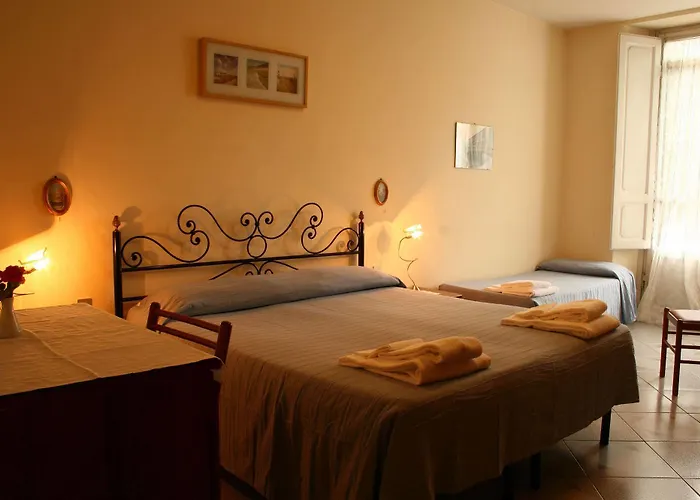 Fedora Hotel