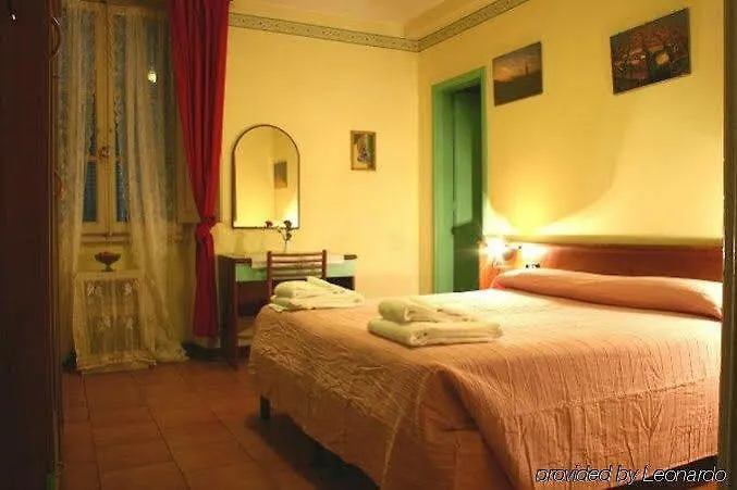 Fedora Hotel
