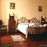 Hotel Fedora 2*