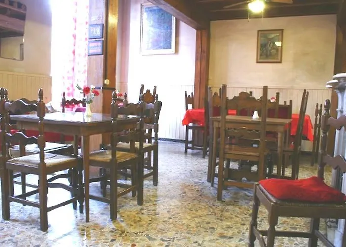 Отель Fedora 2*